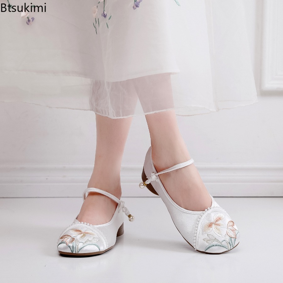 Модные женские туфли на низком – обзор и цена The Ethnic Fashion
