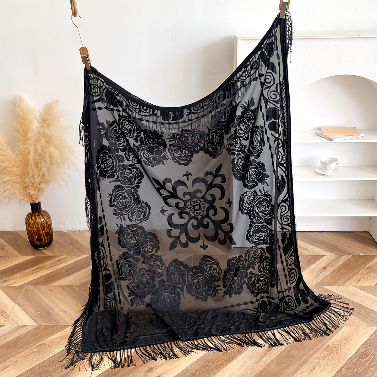Ретро-шарф из бархата с кисточ – обзор и цена Ethnic Fashion Accessories